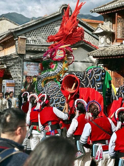 Achang festival attire and cultural dress