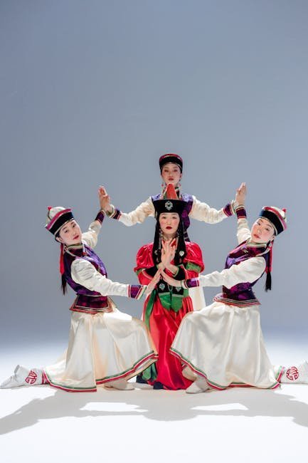 Daur traditional clothing and textile details