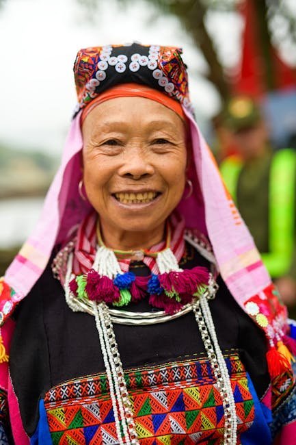 Maonan traditional clothing and textile details