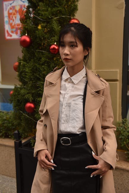 Modern trench coat street style